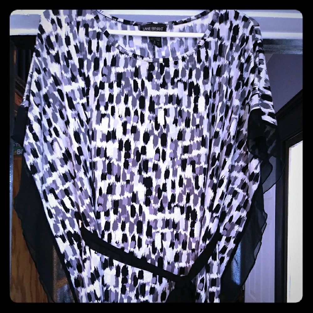 Lane Bryant blouse with optional tie